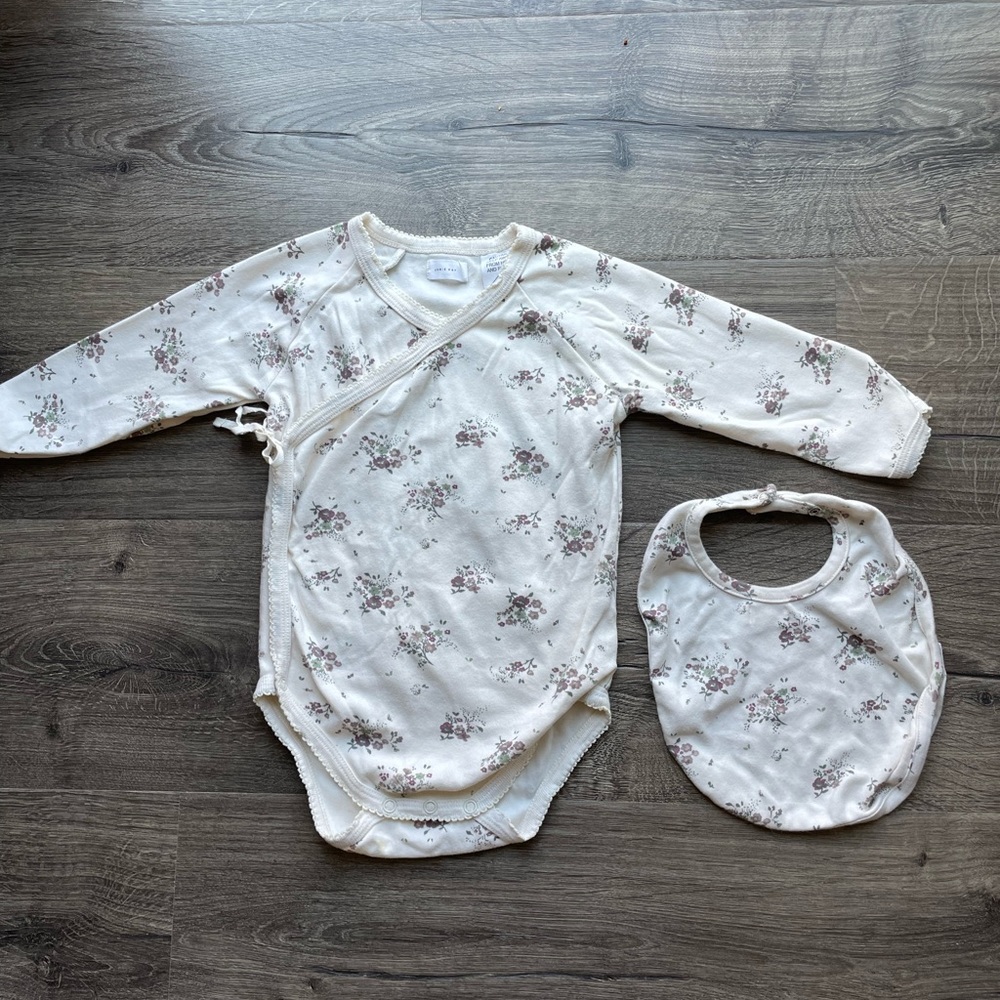Jamie kay one piece and matching bib
